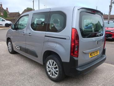 SPOTICAR Citroën Berlingo 1.2 Puretech Feel M Mpv Eat Euro 6 (s/s) 5dr Used Car - Mpv Petrol Grey - Near Chipping Sodbury - 1200610297_2
