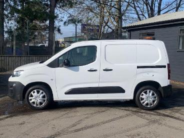 SPOTICAR Citroën Berlingo 1.5 Bluehdi 1000 Enterprise M Pro Swb Euro 6 (s/s) Used Car - Commercial Vehicle Diesel White - Perth - 1200610363_4