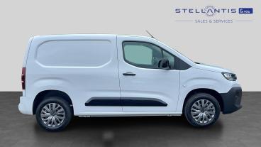 SPOTICAR Citroën Berlingo 1.5 Bluehdi 1000 Driver M Eat8 Swb Euro 6 (s/s) 5d Used Car - Commercial Vehicle Diesel White - Hatfield - 1200610657_2