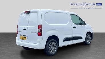 SPOTICAR Citroën Berlingo 1.5 Bluehdi 1000 Driver M Swb Euro 6 (s/s) 5dr Used Car - Commercial Vehicle Diesel White - Hatfield - 1200610659_3