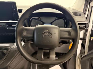 SPOTICAR Citroën Berlingo 1.5 Bluehdi 1000 Enterprise M Pro Swb Euro 6 (s/s) Used Car - Commercial Vehicle Diesel White - Carlisle - 1200615352_3