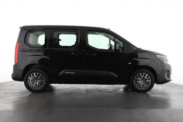 SPOTICAR Citroën Berlingo 1.5 Plus M Mpv Auto Euro 6 (s/s) 5dr Used Car - Mpv Diesel Black - Epsom - 1200615491_3