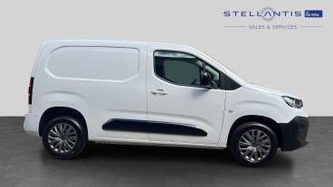 SPOTICAR Citroën Berlingo 1.5 Bluehdi 1000 Driver M Eat8 Swb Euro 6 (s/s) 5d Used Car - Commercial Vehicle Diesel White - Romford - 1200617737_2
