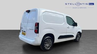 SPOTICAR Citroën Berlingo 1.5 Bluehdi 1000 Driver M Eat8 Swb Euro 6 (s/s) 5d Used Car - Commercial Vehicle Diesel White - Romford - 1200617737_3