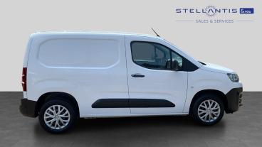 SPOTICAR Citroën Berlingo 1.5 Bluehdi 1000 Enterprise M Swb Euro 6 (s/s) 5dr Used Car - Commercial Vehicle Diesel White - Walton On Thames - 1200617995_2