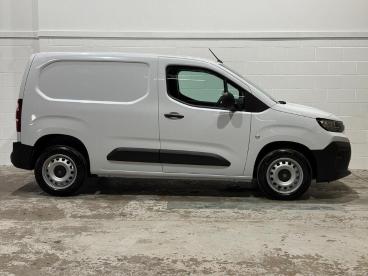 SPOTICAR Citroën Berlingo 1.5 Enterprise Plus M Swb Euro 6 (s/s) 5dr Used Car - Commercial Vehicle Diesel White - Carlisle - 1200618897_5