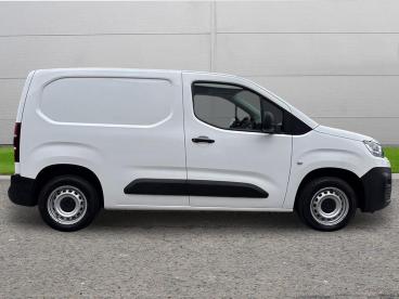 SPOTICAR Citroën Berlingo 1.5 Bluehdi 650 X M Swb Euro 6 (s/s) 5dr Used Car - Commercial Vehicle Diesel White - Worksop - 1200627679_4