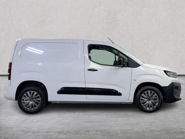 SPOTICAR Citroën Berlingo 1.5 Bluehdi 1000 Driver M Swb Euro 6 (s/s) 5dr Used Car - Commercial Vehicle Diesel White - Belfast - 1200635679_3