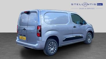 SPOTICAR Citroën Berlingo 1.5 Driver M Swb Euro 6 (s/s) 5dr Used Car - Commercial Vehicle Diesel Grey - Hatfield - 1200636381_3