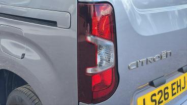 SPOTICAR Citroën Berlingo 1.5 Driver M Swb Euro 6 (s/s) 5dr Used Car - Commercial Vehicle Diesel Grey - Hatfield - 1200636381_5