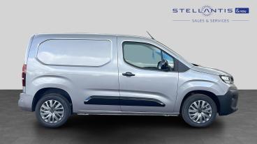 SPOTICAR Citroën Berlingo 1.5 Driver M Swb Euro 6 (s/s) 5dr Used Car - Commercial Vehicle Diesel Grey - Hatfield - 1200636382_2