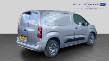 SPOTICAR Citroën Berlingo 1.5 Driver M Swb Euro 6 (s/s) 5dr Used Car - Commercial Vehicle Diesel Grey - Hatfield - 1200636382_3