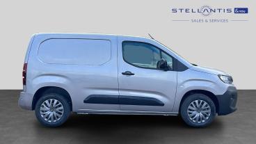 SPOTICAR Citroën Berlingo 1.5 Driver M Swb Euro 6 (s/s) 5dr Used Car - Commercial Vehicle Diesel Grey - Hatfield - 1200637300_2