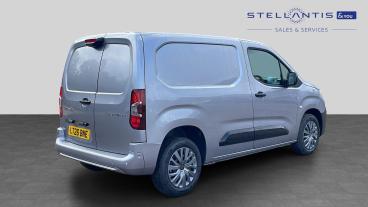 SPOTICAR Citroën Berlingo 1.5 Driver M Swb Euro 6 (s/s) 5dr Used Car - Commercial Vehicle Diesel Grey - Hatfield - 1200637300_3