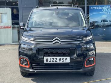 SPOTICAR Citroën Berlingo 1.2 Puretech Flair Xtr M Eat Euro 6 (s/s) 5dr Used Car - Mpv Petrol Black - Watford - 1200637639_2