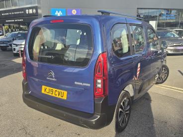 SPOTICAR Citroën Berlingo 1.2 Puretech Flair M Euro 6 (s/s) 5dr Used Car - Mpv Petrol Blue - Wakefield - 1200642159_4