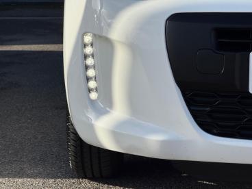 SPOTICAR Citroën C1 1.0 Vti Feel Euro 6 3dr Used Car - City Car Petrol White - Watford - 1200559259_4