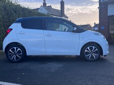 SPOTICAR Citroën C1 1.0 Vti Shine Euro 6 (s/s) 5dr Used Car - City Car Petrol White - Chorley - 1200564086_3