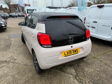SPOTICAR Citroën C1 1.0 Vti Elle Euro 6 5dr Used Car - City Car Petrol Beige - Dartford - 1200564094_4