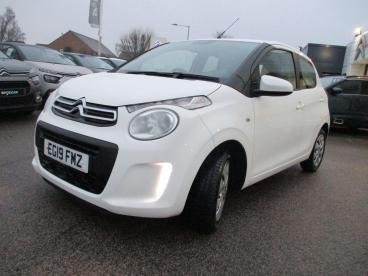 SPOTICAR Citroën C1 1.0 Vti Feel Euro 6 5dr Used Car - City Car Petrol White - Colchester - 1200573433_3