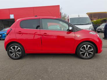 SPOTICAR Citroën C1 1.0 Vti Shine Euro 6 (s/s) 5dr Used Car - City Car Petrol Red - Ashford - 1200590615_2