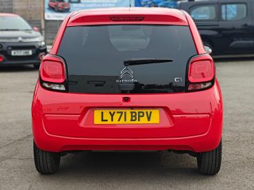 SPOTICAR Citroën C1 1.0 Vti Shine Euro 6 (s/s) 5dr Used Car - City Car Petrol Red - Ashford - 1200590615_4