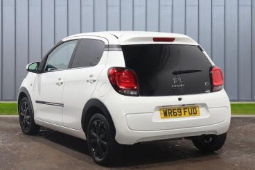 SPOTICAR Citroën C1 1.0 Vti Urban Ride Euro 6 (s/s) 5dr Used Car - City Car Petrol White - Weston-super-mare - 1200601735_5