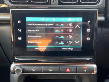 SPOTICAR Citroën C3 1.2 Puretech Shine Eat6 Euro 6 (s/s) 5dr Used Car - Hatchback Petrol Grey - Wakefield - 1200474109_4