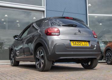 SPOTICAR Citroën C3 1.2 Puretech Shine Plus Euro 6 (s/s) 5dr Used Car - Hatchback Petrol Grey - Aldershot - 1200516081_5