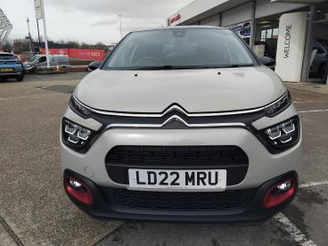 SPOTICAR Citroën C3 1.2 Puretech C-series Euro 6 (s/s) 5dr Used Car - Hatchback Petrol Beige - Wokingham - 1200525021_2