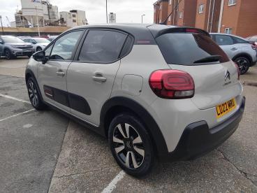 SPOTICAR Citroën C3 1.2 Puretech C-series Euro 6 (s/s) 5dr Used Car - Hatchback Petrol Beige - Wokingham - 1200525021_4