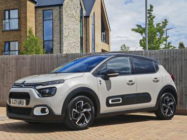 SPOTICAR Citroën C3 1.2 Puretech Saint James Euro 6 (s/s) 5dr Used Car - Hatchback Petrol Beige - Maidstone - 1200528563_4