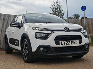 SPOTICAR Citroën C3 1.2 Puretech Shine Plus Euro 6 (s/s) 5dr Used Car - Hatchback Petrol White - Maidstone - 1200529915_1
