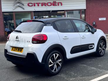 SPOTICAR Citroën C3 1.2 Puretech Max Eat6 Euro 6 (s/s) 5dr Used Car - Hatchback Petrol White - Chorley - 1200531077_5