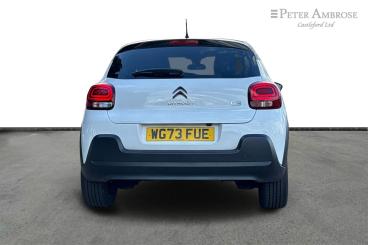 SPOTICAR Citroën C3 1.2 Puretech Max Eat6 Euro 6 (s/s) 5dr Used Car - Hatchback Petrol White - Castleford - 1200539583_4