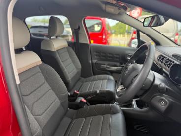 SPOTICAR Citroën C3 1.2 Puretech Shine Plus Eat6 Euro 6 (s/s) 5dr Used Car - Hatchback Petrol Red - Trowbridge - 1200539594_5