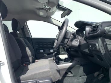 SPOTICAR Citroën C3 1.2 Puretech C-series Edition Euro 6 (s/s) 5dr Used Car - Hatchback Petrol White - Blackburn - 1200545260_2