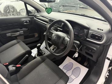 SPOTICAR Citroën C3 1.2 Puretech Sense Euro 6 (s/s) 5dr Used Car - Hatchback Petrol White - Boston - 1200547679_3