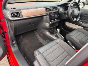 SPOTICAR Citroën C3 1.2 Puretech Shine Plus Eat6 Euro 6 (s/s) 5dr Used Car - Hatchback Petrol Red - Chorley - 1200548005_4