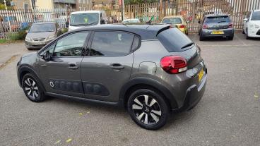 SPOTICAR Citroën C3 1.2 Puretech Flair Plus Euro 6 (s/s) 5dr Used Car - Hatchback Petrol Grey - Dartford - 1200549157_3