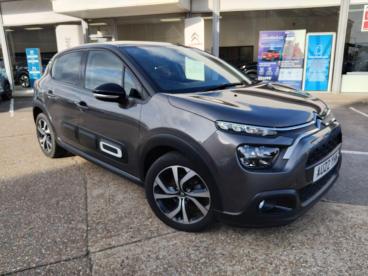 SPOTICAR Citroën C3 1.2 Puretech Shine Plus Eat6 Euro 6 (s/s) 5dr Used Car - Hatchback Petrol Grey - Southampton - 1200549295_1