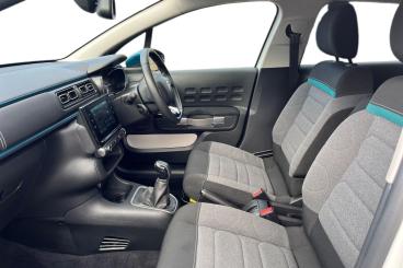 SPOTICAR Citroën C3 1.2 Puretech Shine Plus Euro 6 (s/s) 5dr Used Car - Hatchback Petrol White - Peterborough - 1200549833_2