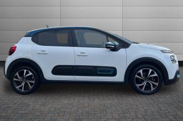 SPOTICAR Citroën C3 1.2 Puretech Shine Plus Euro 6 (s/s) 5dr Used Car - Hatchback Petrol White - Peterborough - 1200549833_4