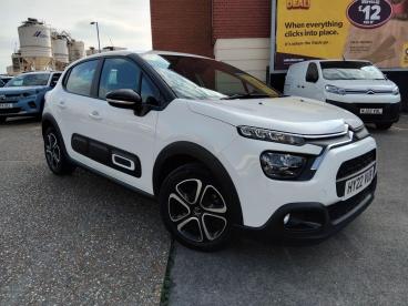 SPOTICAR Citroën C3 1.2 Puretech Sense Euro 6 (s/s) 5dr Used Car - Hatchback Petrol White - Southampton - 1200551033_1