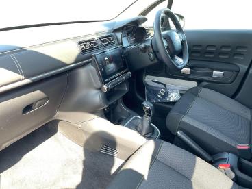 SPOTICAR Citroën C3 1.2 Puretech C-series Euro 6 (s/s) 5dr Used Car - Hatchback Petrol Beige - Ashington - 1200553131_3