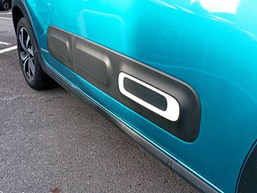 SPOTICAR Citroën C3 1.2 Puretech Shine Plus Euro 6 (s/s) 5dr Used Car - Hatchback Petrol Blue - Eastbourne - 1200553983_2