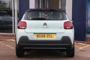 SPOTICAR Citroën C3 1.2 Puretech Feel Euro 6 5dr Used Car - Hatchback Petrol Green - Bulkington - 1200555714_5