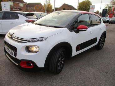 SPOTICAR Citroën C3 1.2 Puretech Flair Plus Euro 6 (s/s) 5dr Used Car - Hatchback Petrol White - Colchester - 1200555932_5