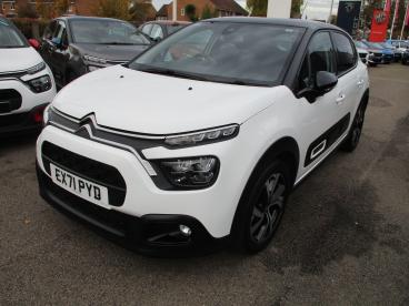 SPOTICAR Citroën C3 1.2 Puretech Shine Plus Euro 6 (s/s) 5dr Used Car - Hatchback Petrol White - Colchester - 1200556298_3