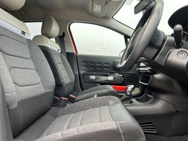 SPOTICAR Citroën C3 1.2 Puretech Saint James Eat6 Euro 6 (s/s) 5dr Used Car - Hatchback Petrol Red - Preston - 1200556602_3